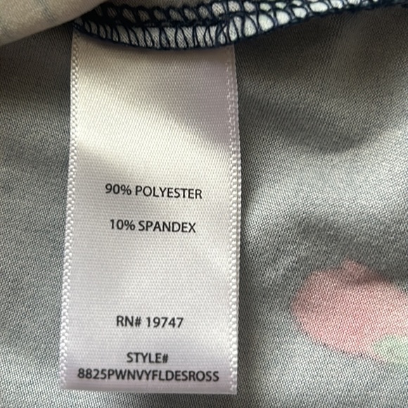 The Pioneer Woman, V Neck, Navy Floral Print Top, Size Small - Picture 5 of 5